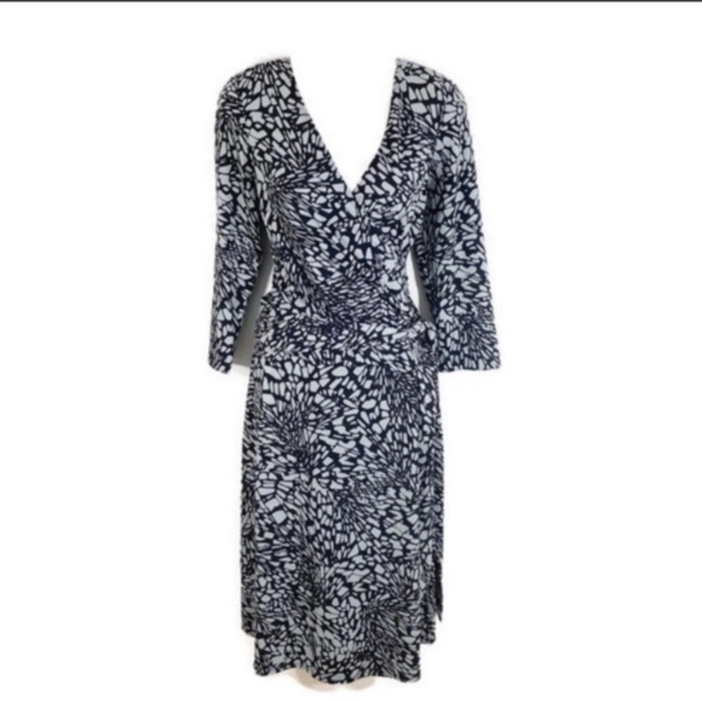 BCBGMaxazria gray black print faux wrap dress Y1